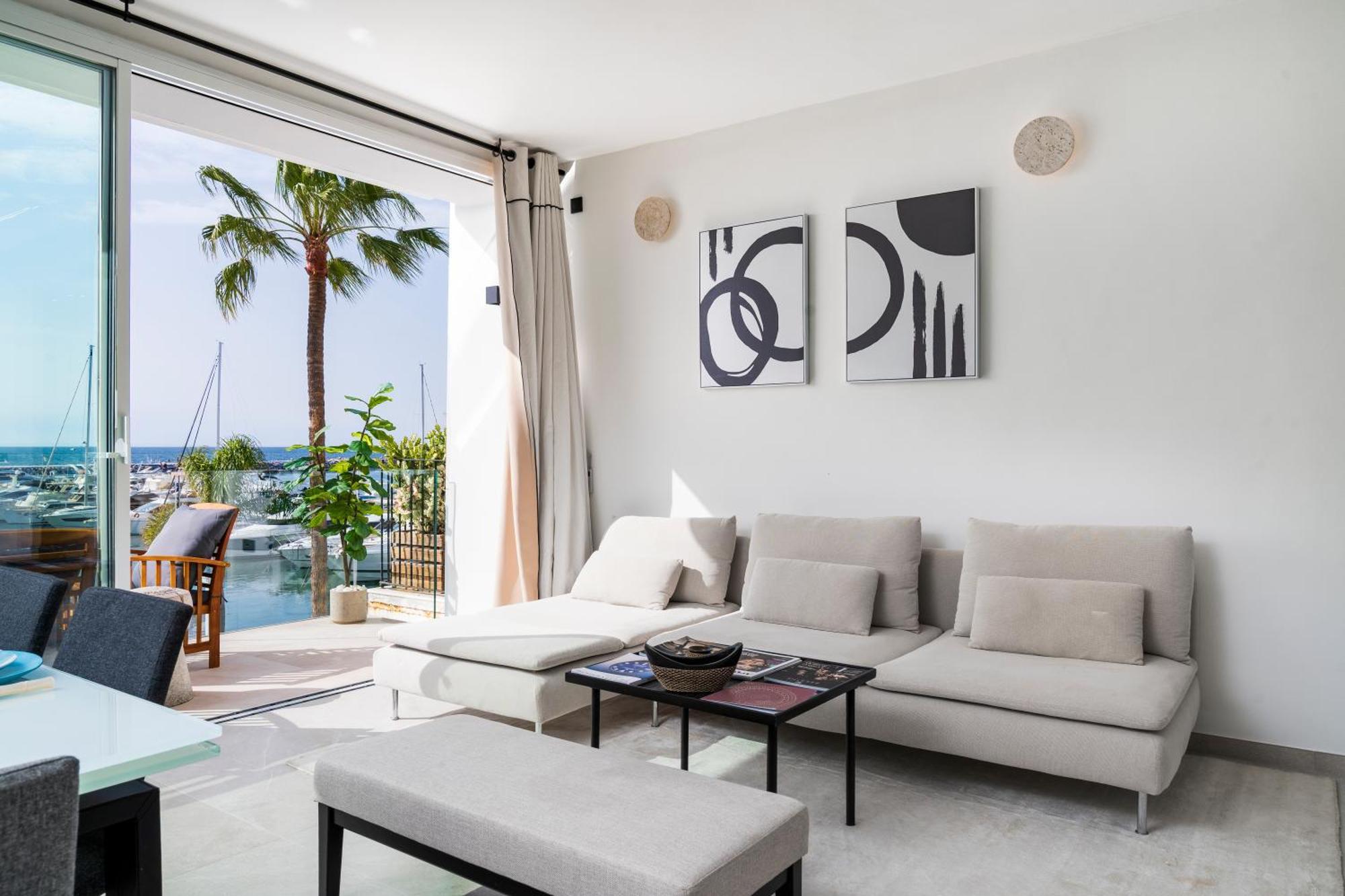 شقة 243-Fully Renovated-Puerto Banus Marbella Front Line Penthouse المظهر الخارجي الصورة