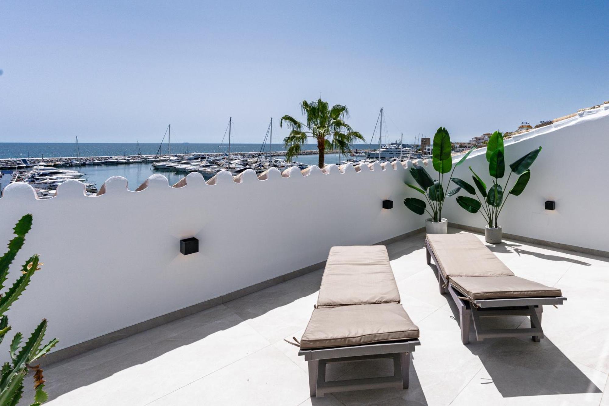 شقة 243-Fully Renovated-Puerto Banus Marbella Front Line Penthouse المظهر الخارجي الصورة
