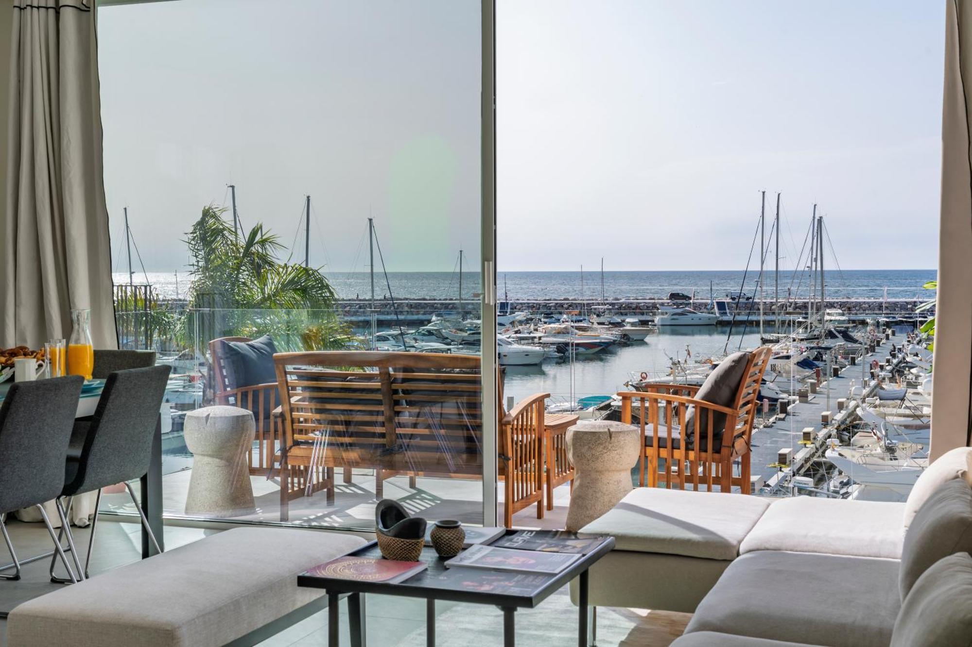 شقة 243-Fully Renovated-Puerto Banus Marbella Front Line Penthouse المظهر الخارجي الصورة