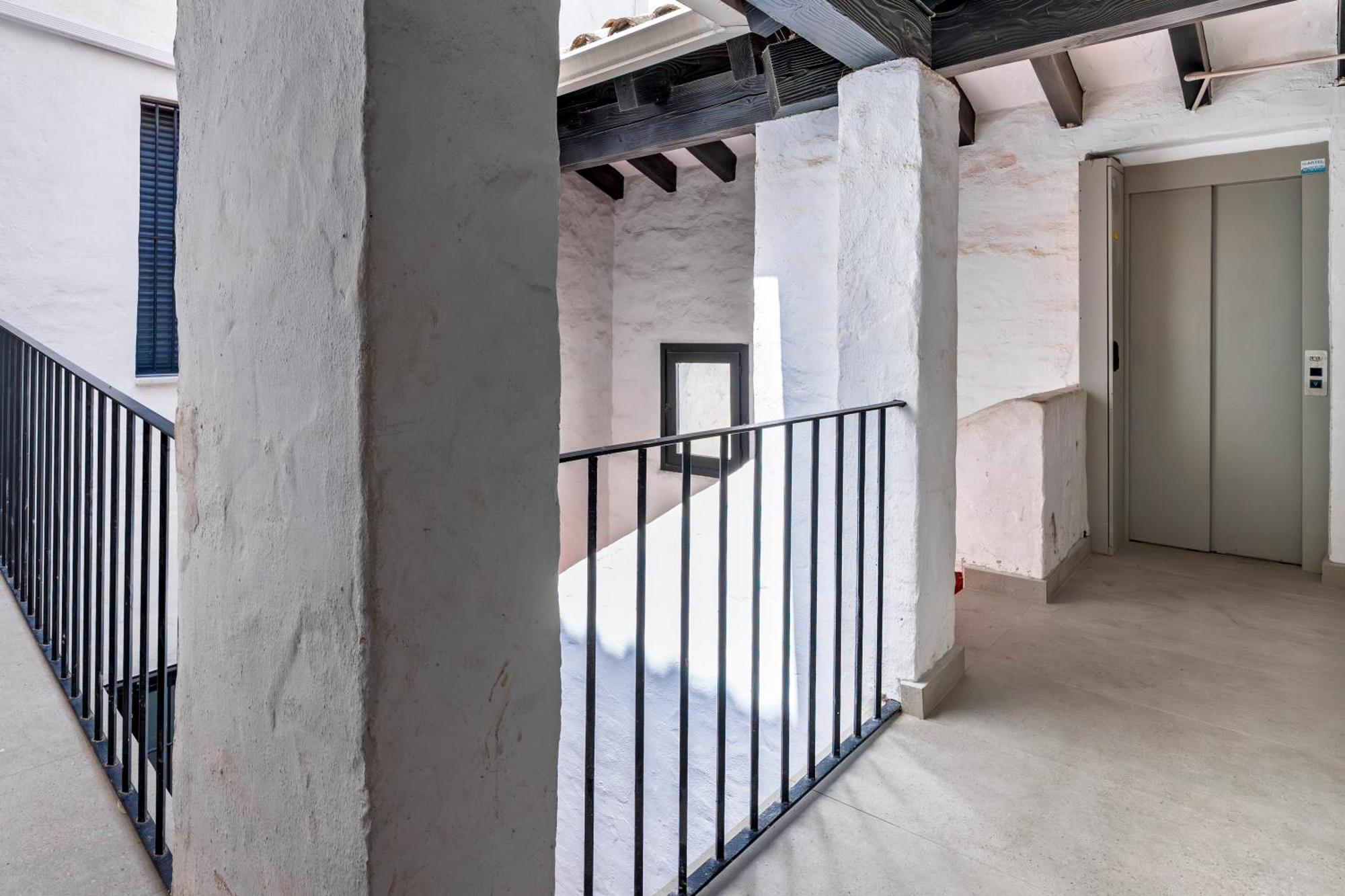 شقة 243-Fully Renovated-Puerto Banus Marbella Front Line Penthouse المظهر الخارجي الصورة