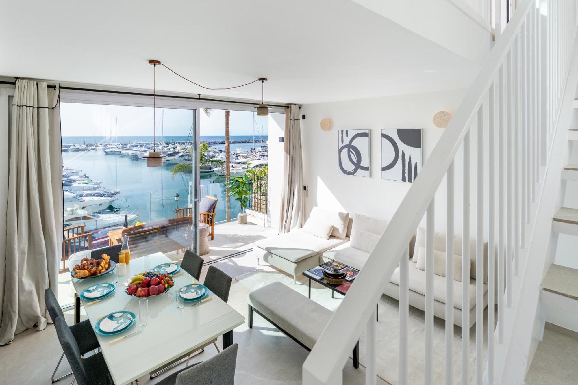 شقة 243-Fully Renovated-Puerto Banus Marbella Front Line Penthouse المظهر الخارجي الصورة